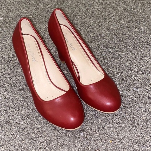 Red High Heels - Picture 2 of 3